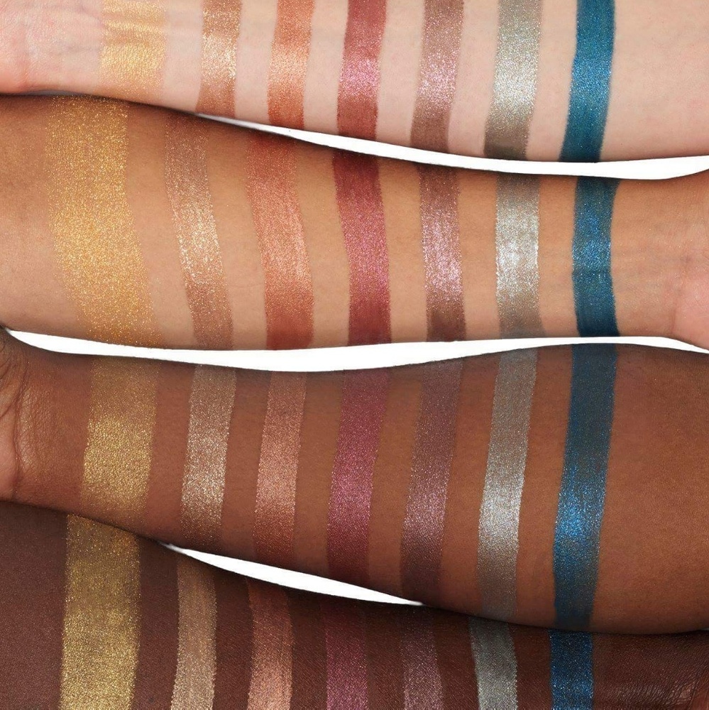 Younique beachfront kissed bundle - Picture 3 of 3